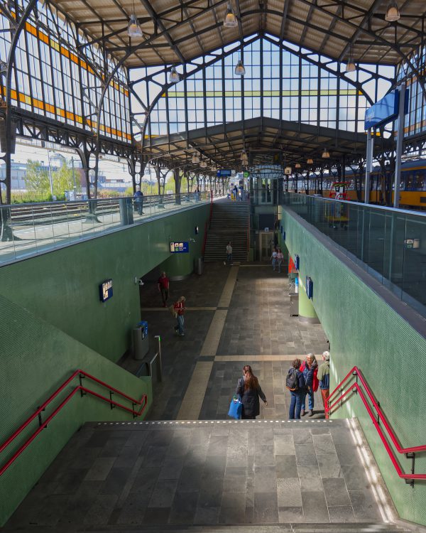 ARHITECTUUR-Marian-Station Hengelo