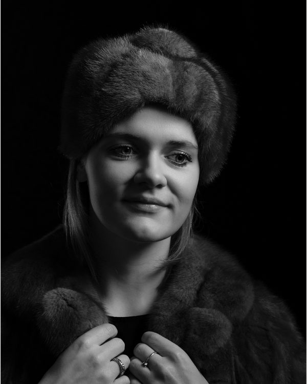 PORTRET-Annette, Rembrandt licht