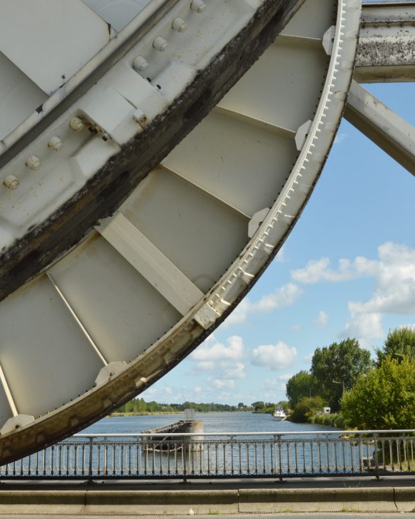 Pegasus-bridge-marian-